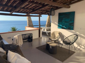 Boutique apartment with beach within walking distance, near Tropea Parghelia